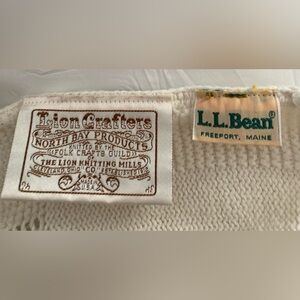 VINTAGE LL BEAN LIONS CRAFTERS
CREAM THROW BLANKET